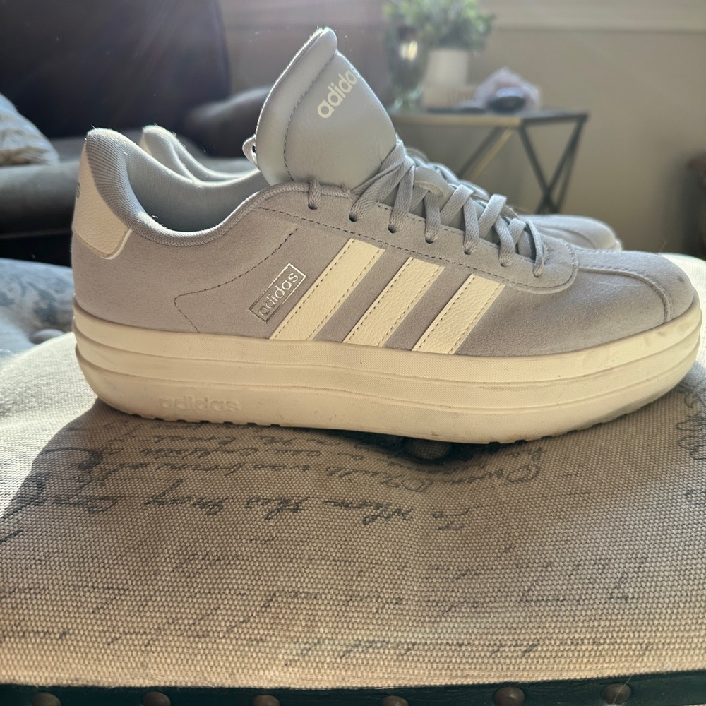 Adidas Gray and White Sneakers with Signature Stripes, women’s size 10